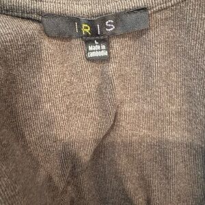IRIS Men's Classic Tan Crewneck Sweater